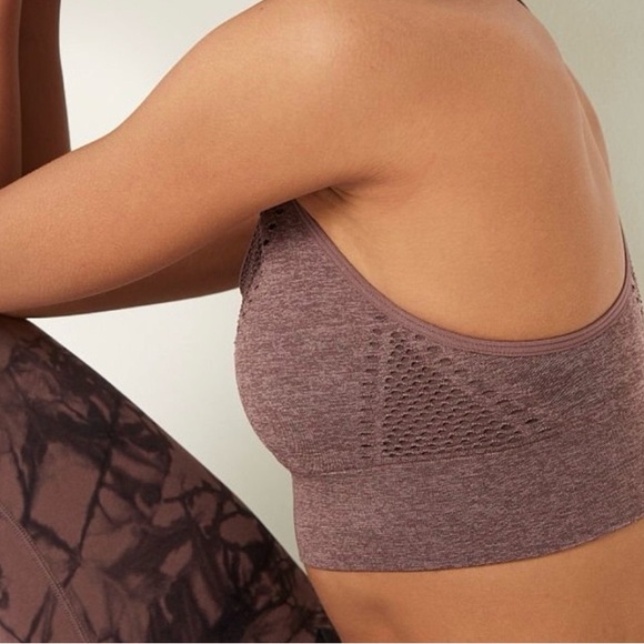 VS PINK SEAMLESS LIGHTLY LINED ATHLETIC SPORTS WORKOUT BRA - Picture 7 of 12